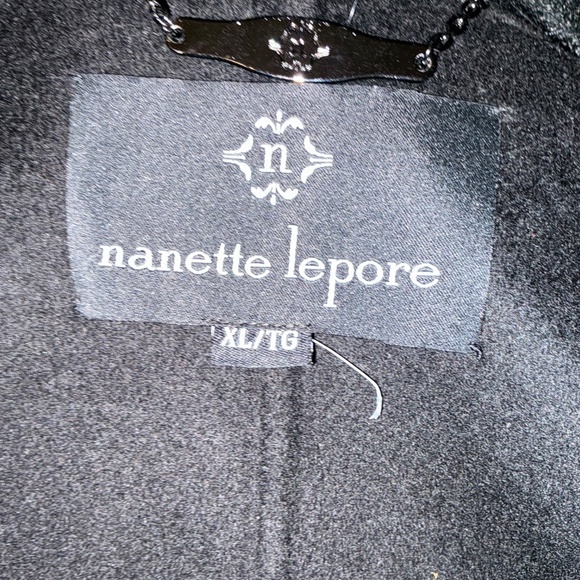 Nanette Lenore xl black poncho with faux fur - Picture 6 of 12